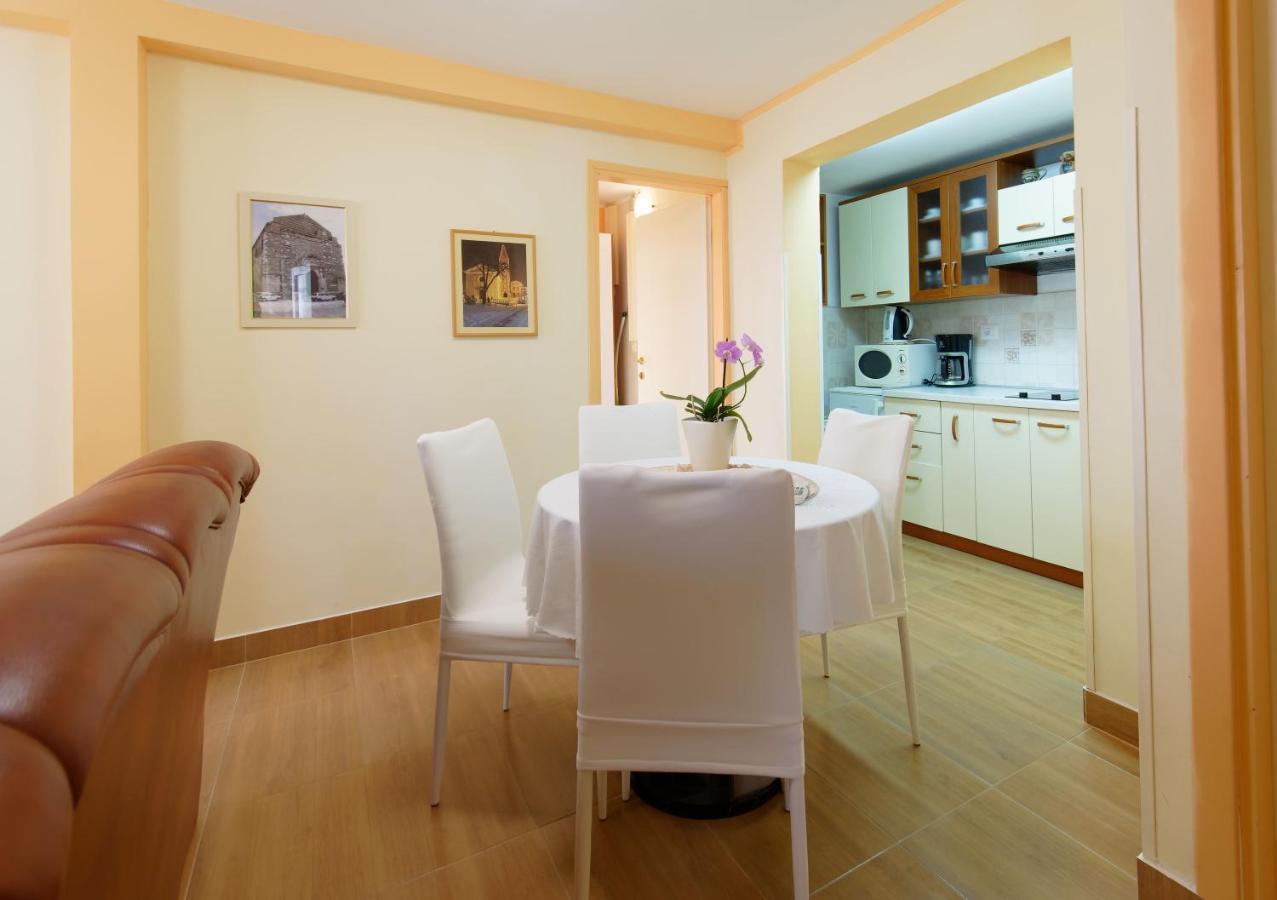Holiday Home Nevena By Rent Istria Buje Esterno foto